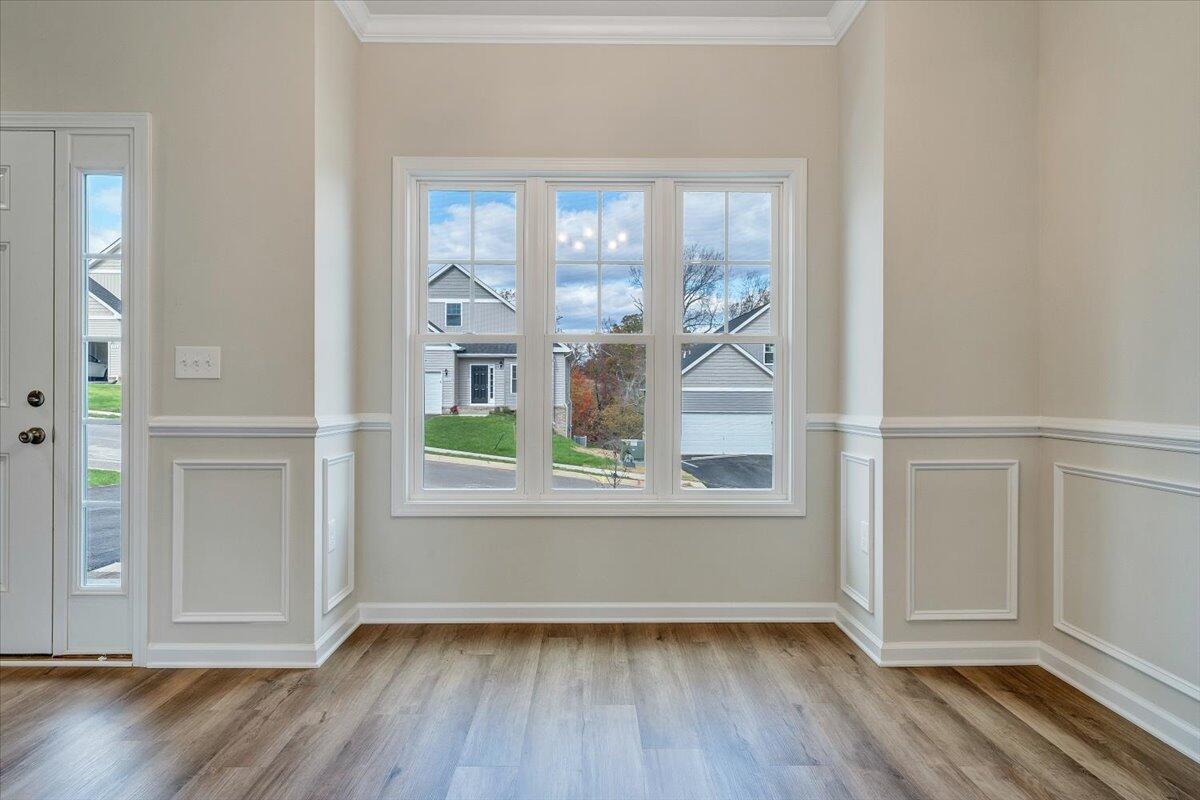 118 Parker LN