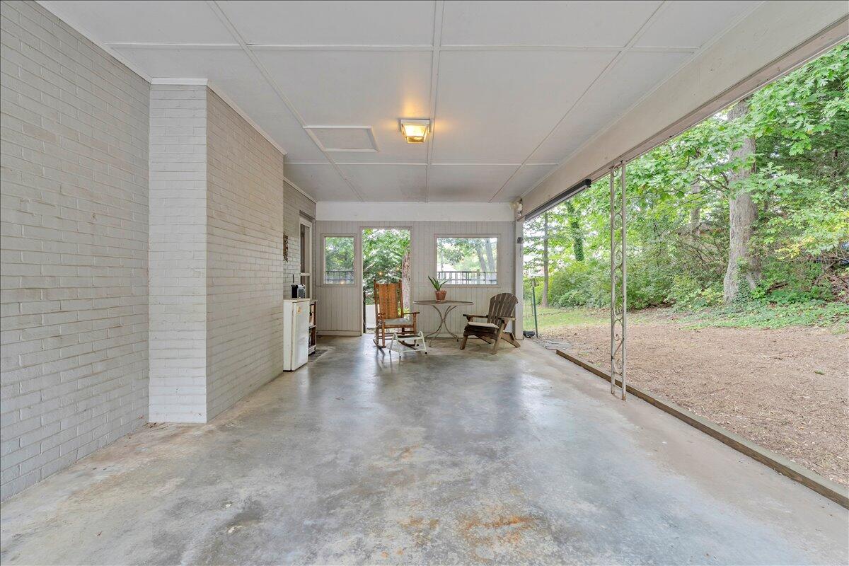 2973 Tree Swallow RD
