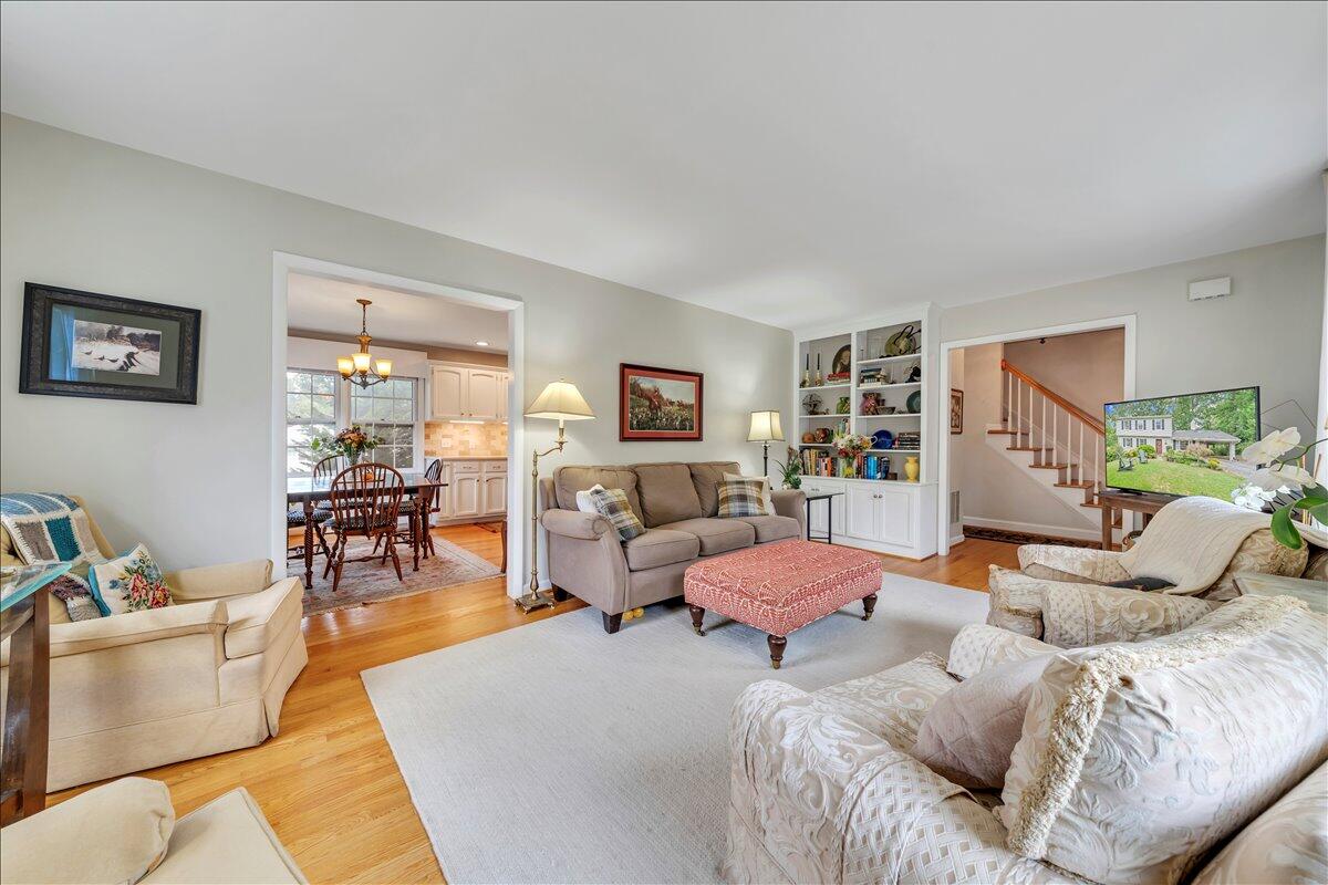 2973 Tree Swallow RD