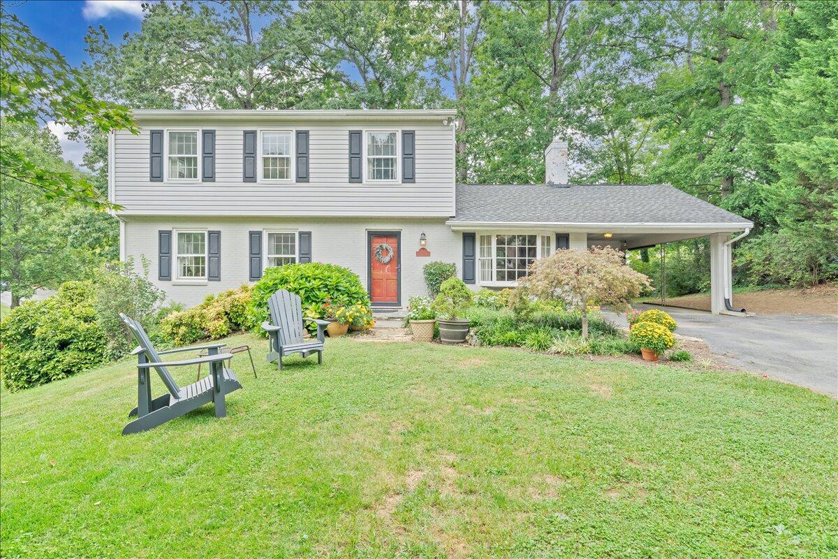 2973 Tree Swallow RD