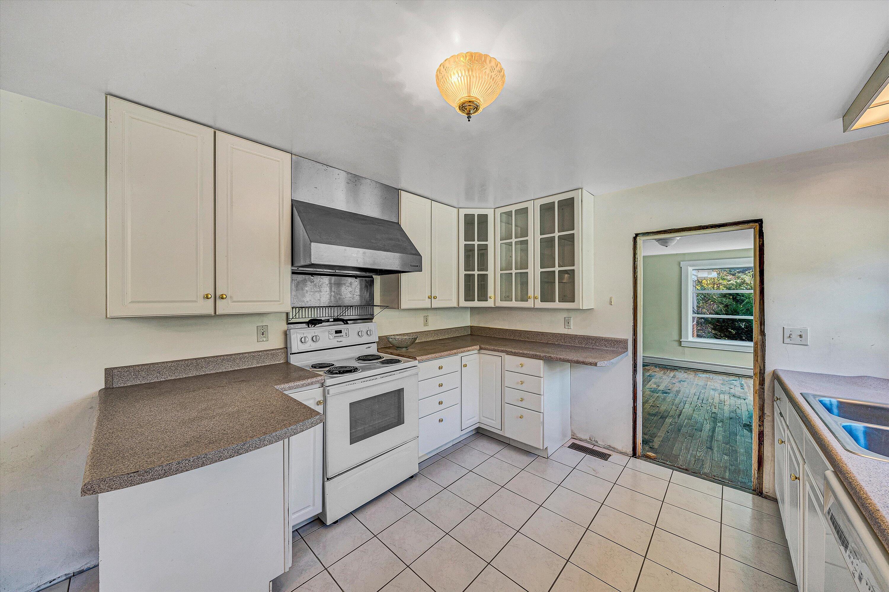 9459 AIRPOINT DR