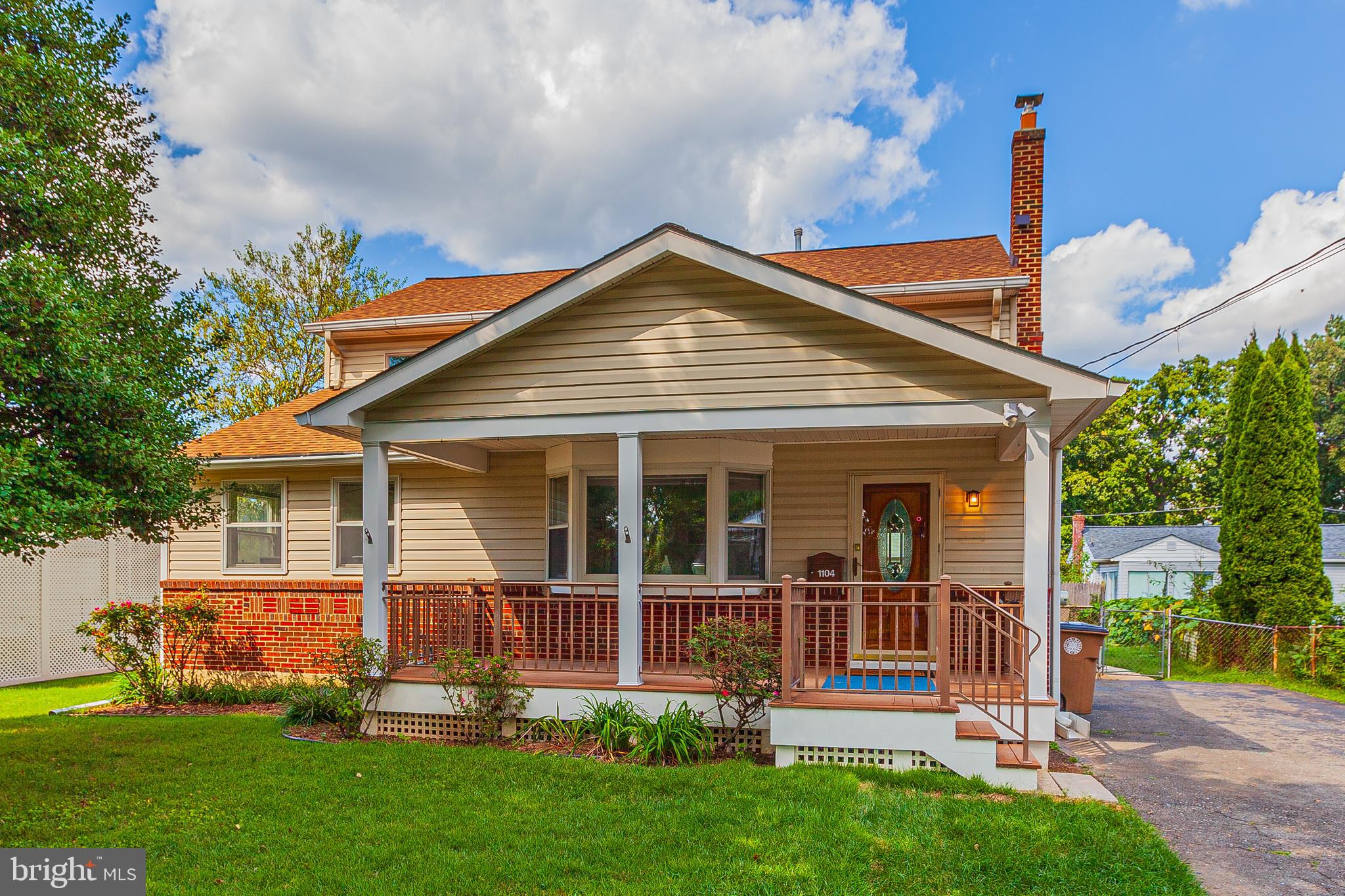 1104 Scott Ave