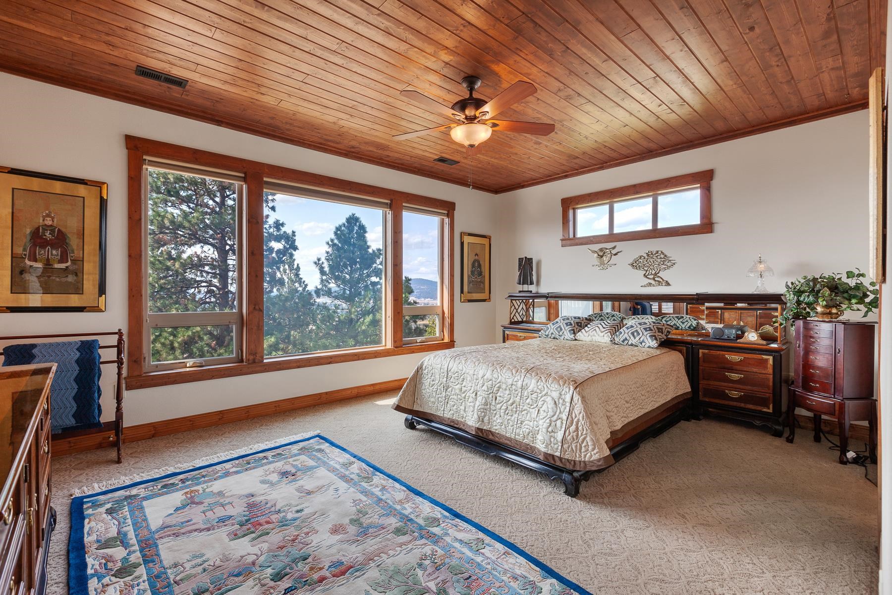 151 N Legend Tree Dr