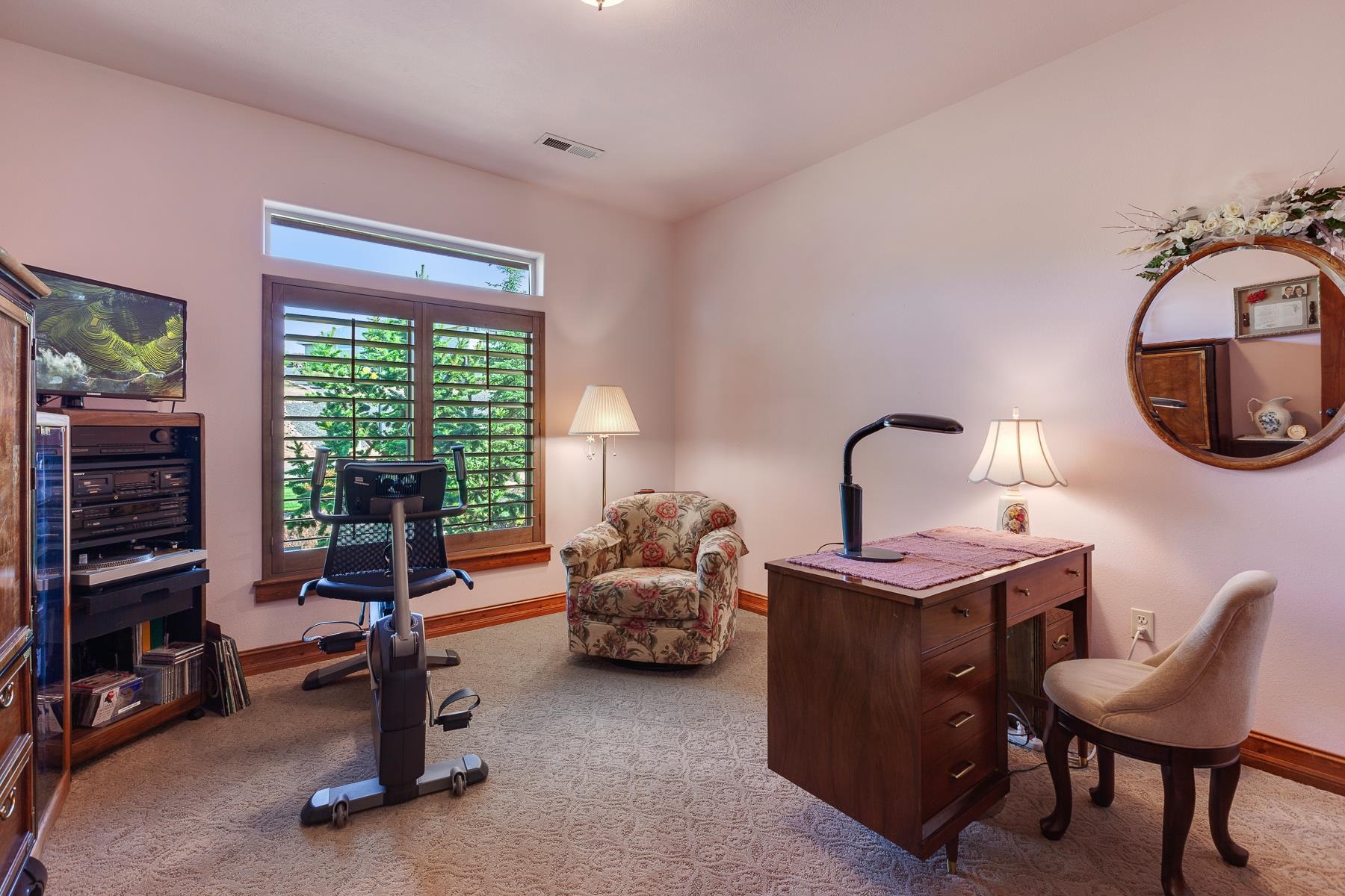 151 N Legend Tree Dr