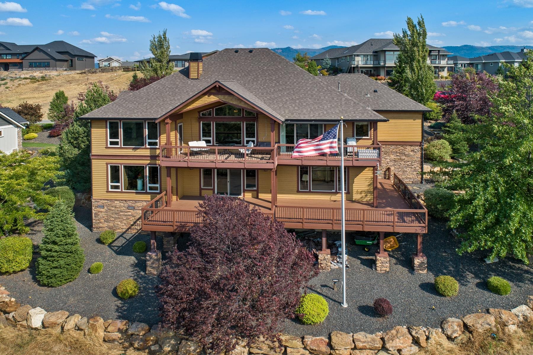 151 N Legend Tree Dr