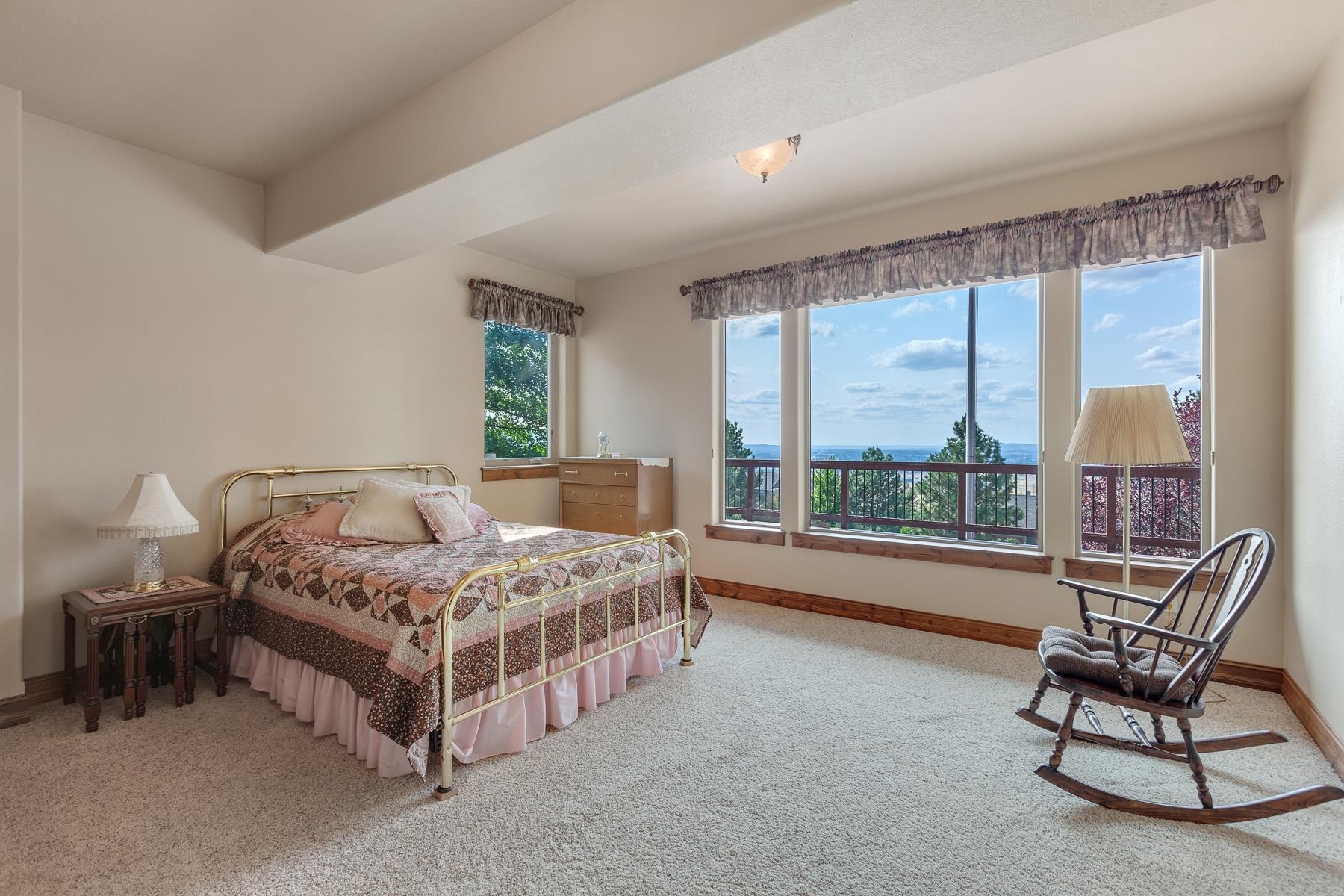 151 N Legend Tree Dr