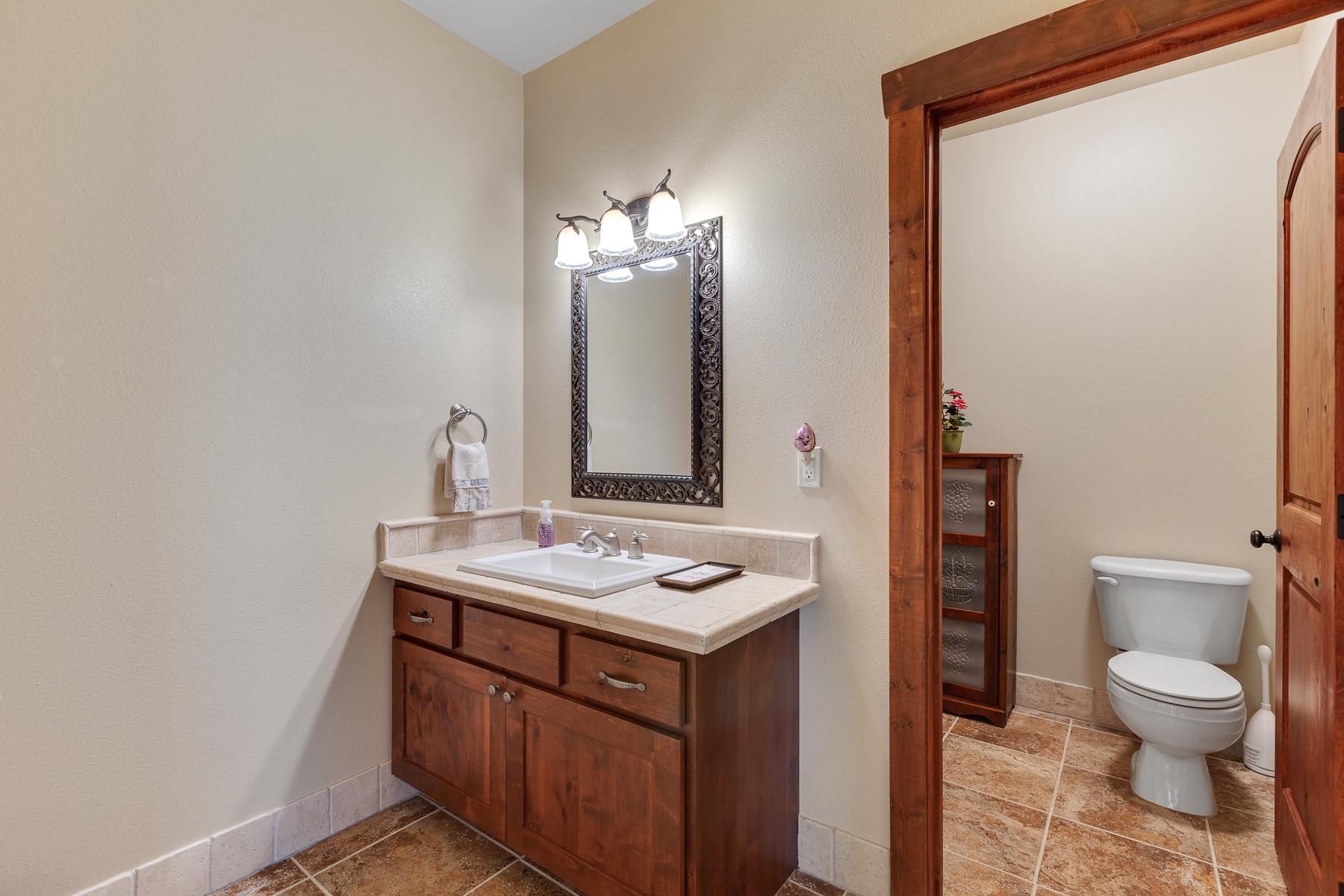 151 N Legend Tree Dr