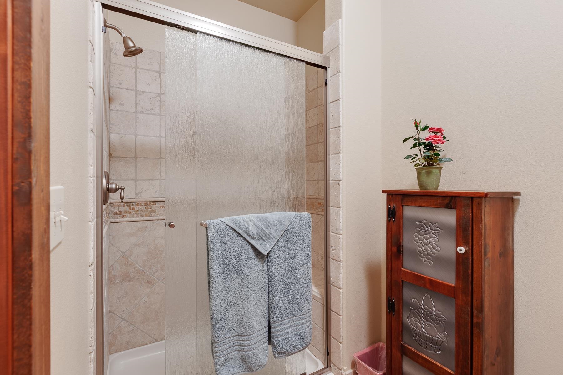 151 N Legend Tree Dr