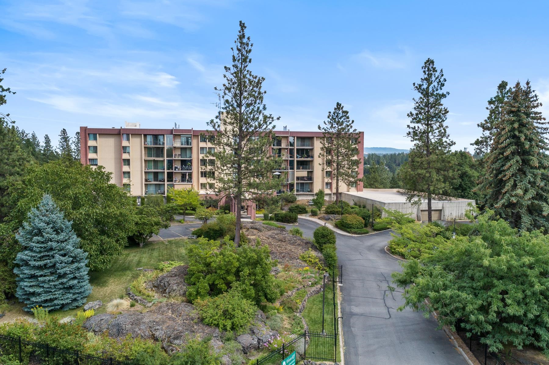 1311 S Westcliff Place Pl