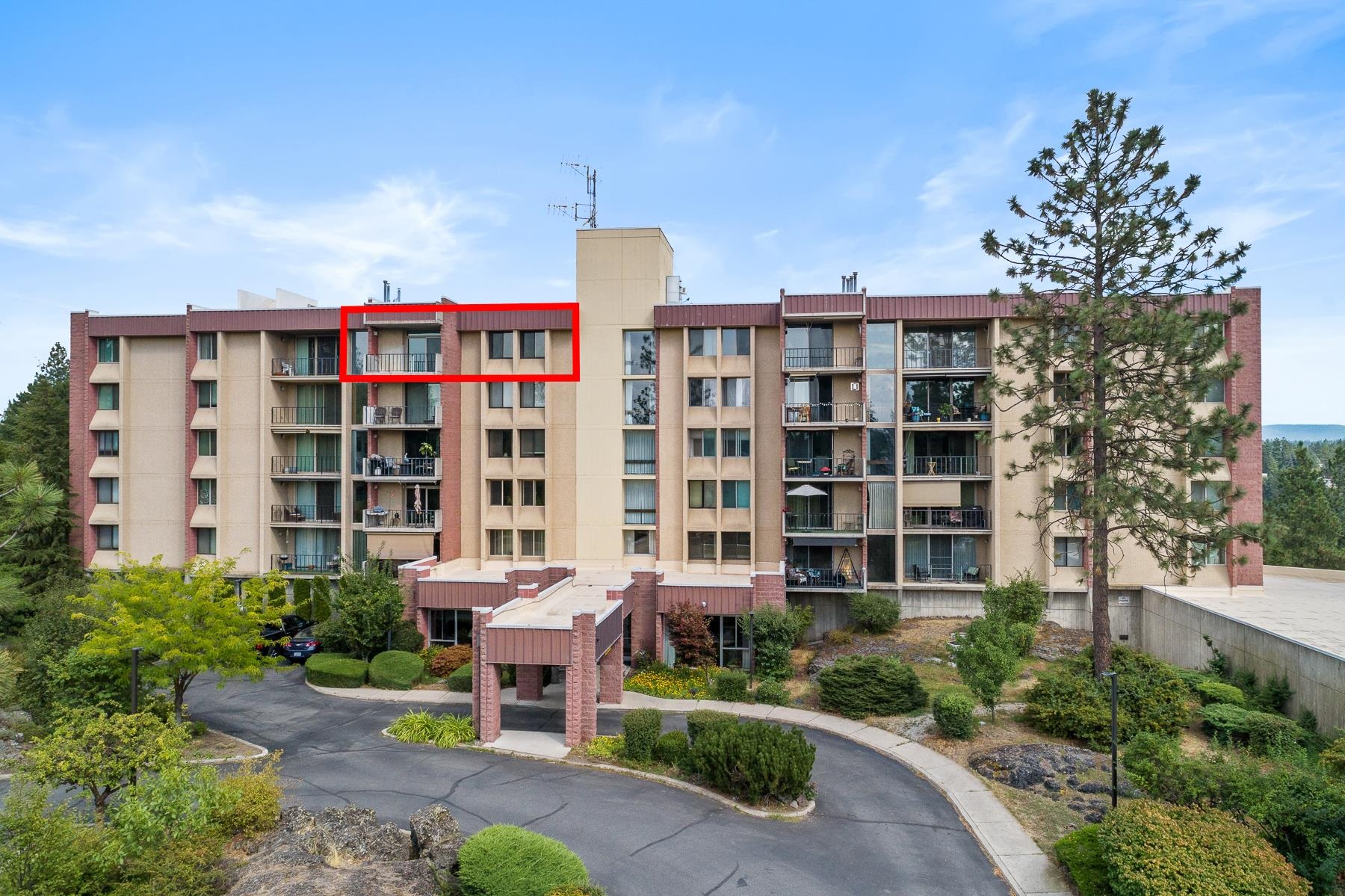 1311 S Westcliff Place Pl