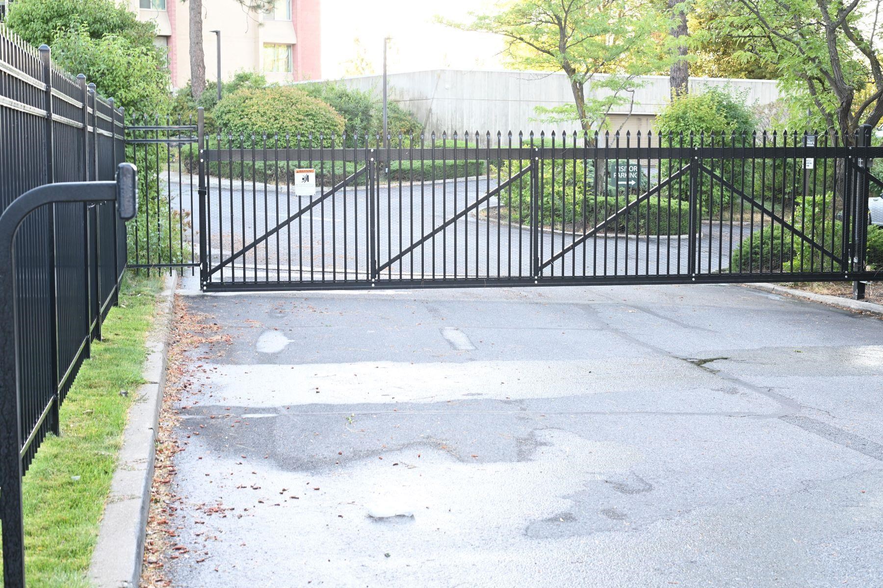 1311 S Westcliff Place Pl