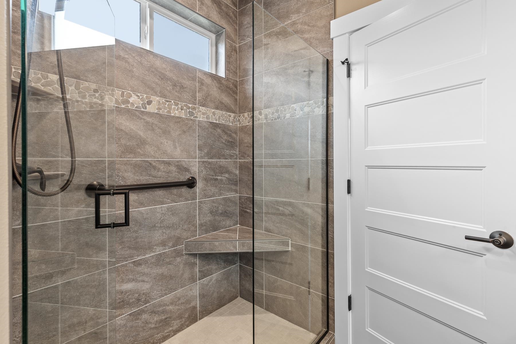 22835 E Edgewater Ln