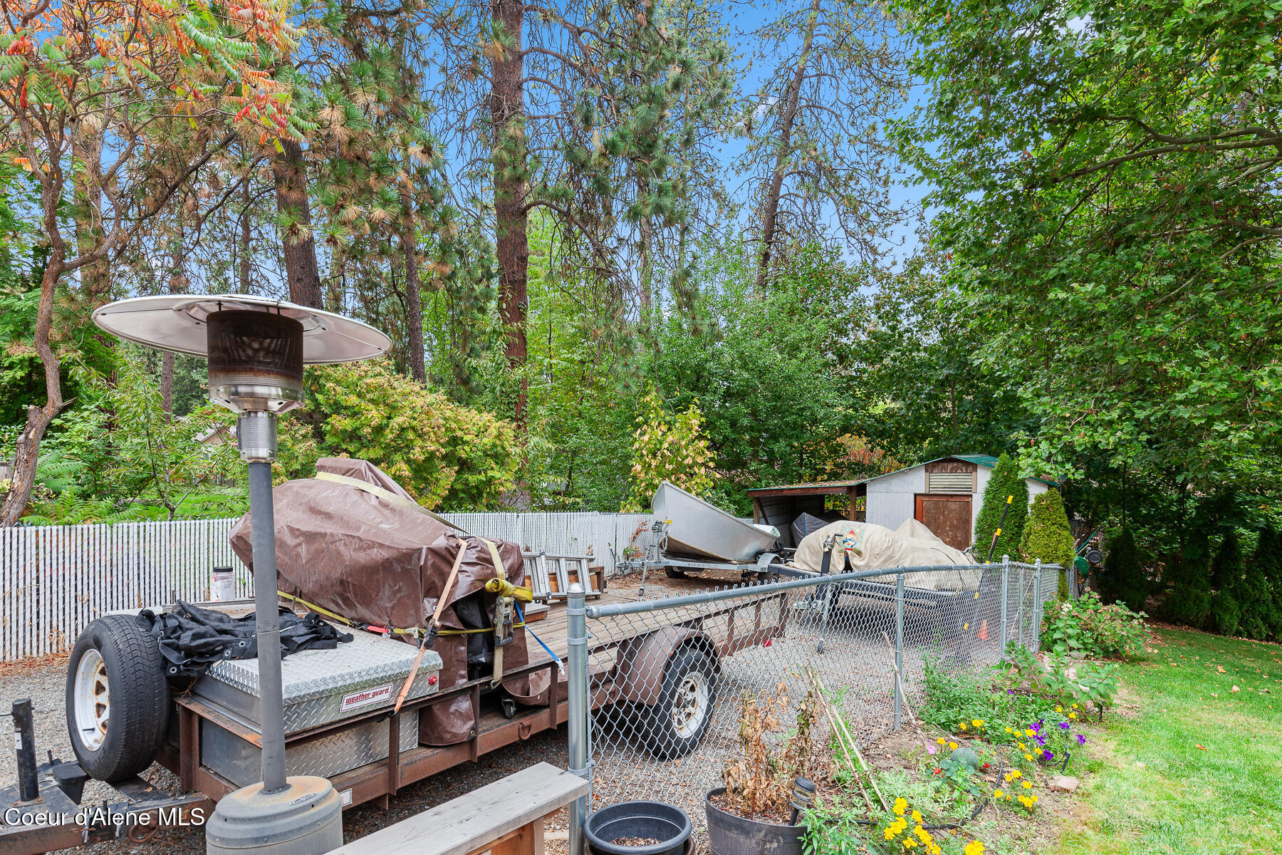 5936 N Pinegrove Dr, Coeur d'Alene