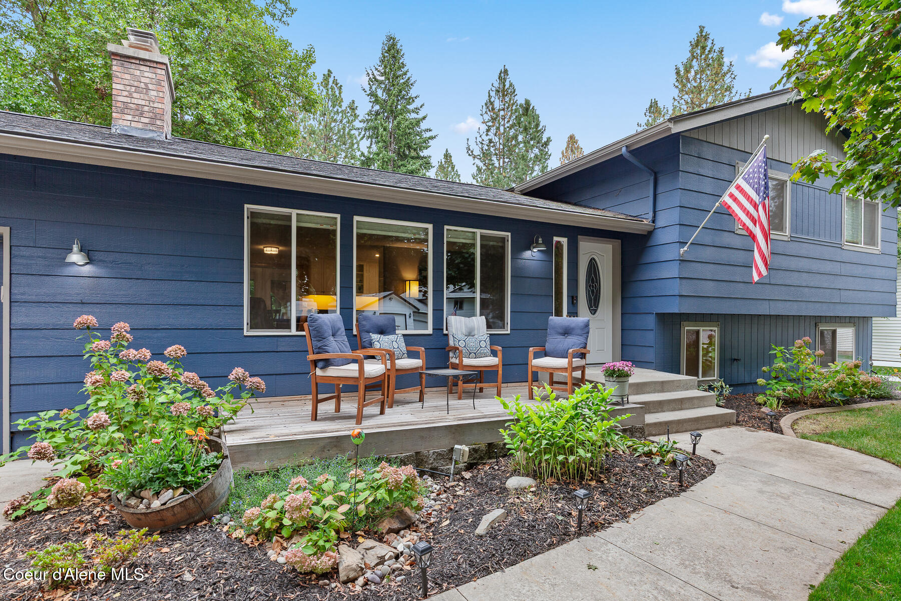 5936 N Pinegrove Dr, Coeur d'Alene