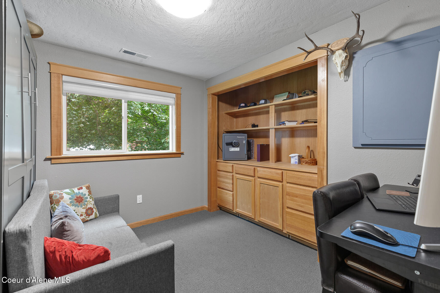 5936 N Pinegrove Dr, Coeur d'Alene