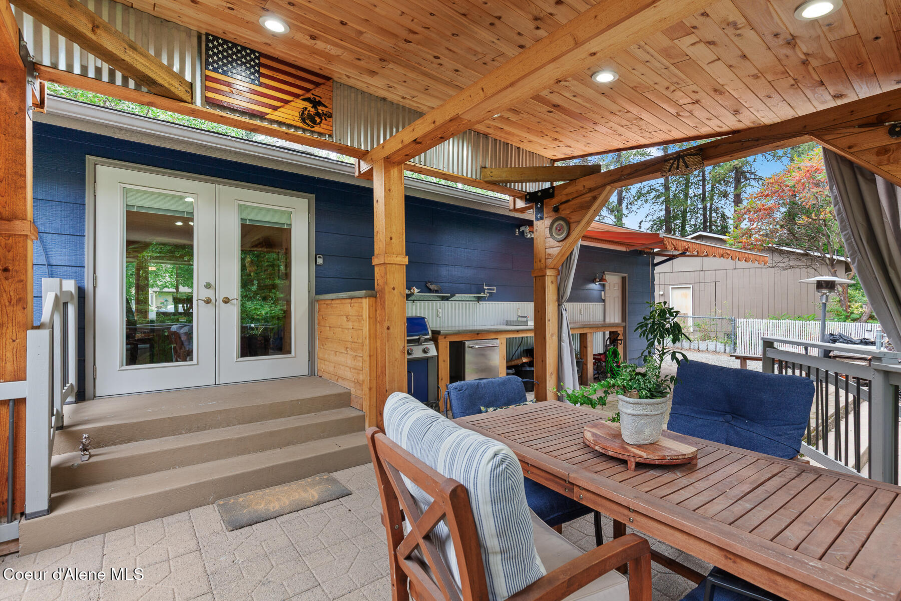 5936 N Pinegrove Dr, Coeur d'Alene