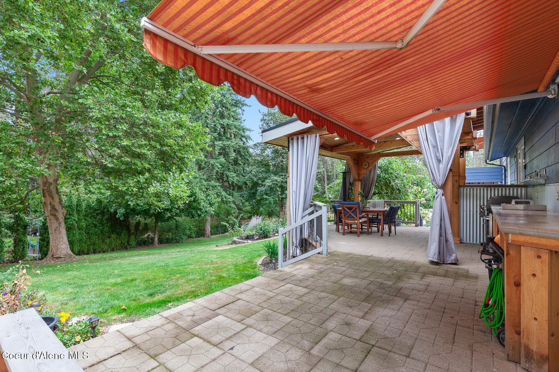 5936 N Pinegrove Dr, Coeur d'Alene