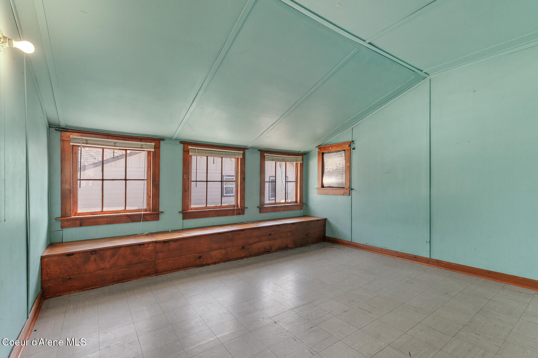 1312 E Lakeside Ave, Coeur d'Alene