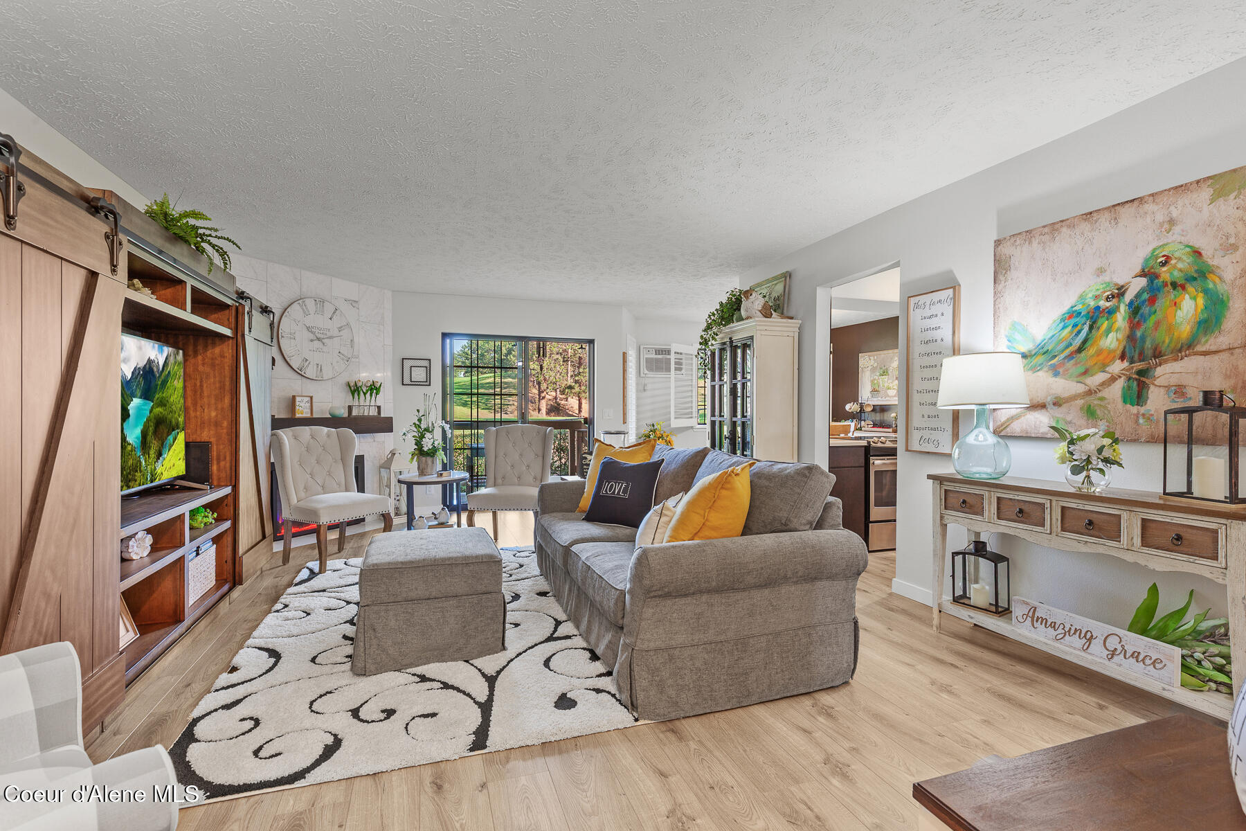 101 S Neyland Ave, 2