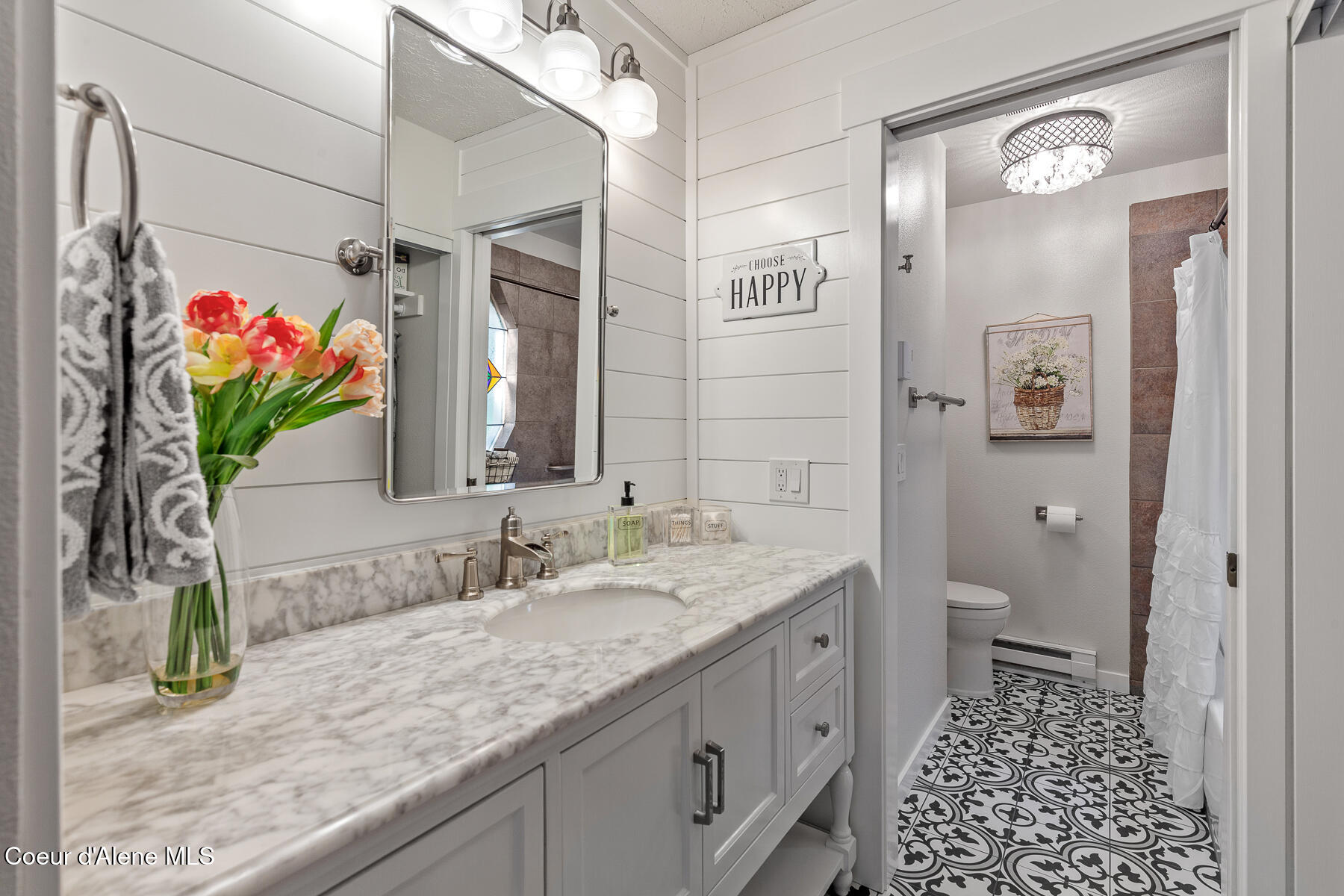 101 S Neyland Ave, 2