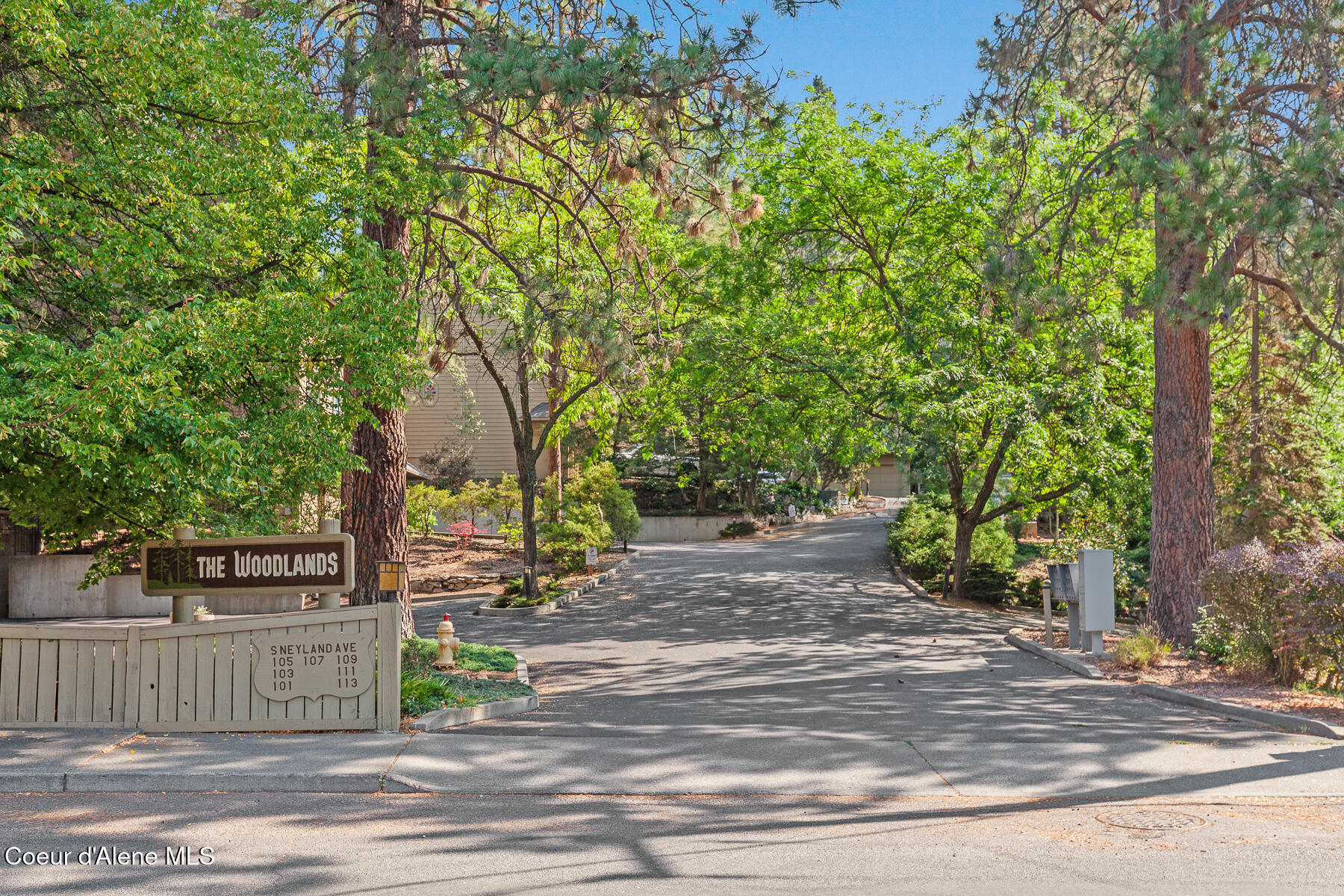 101 S Neyland Ave, 2