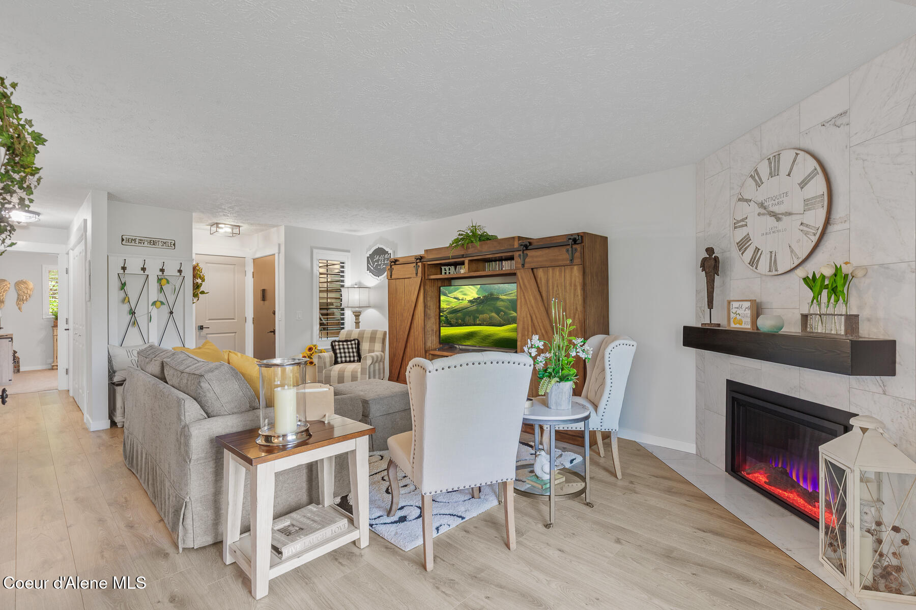 101 S Neyland Ave, 2