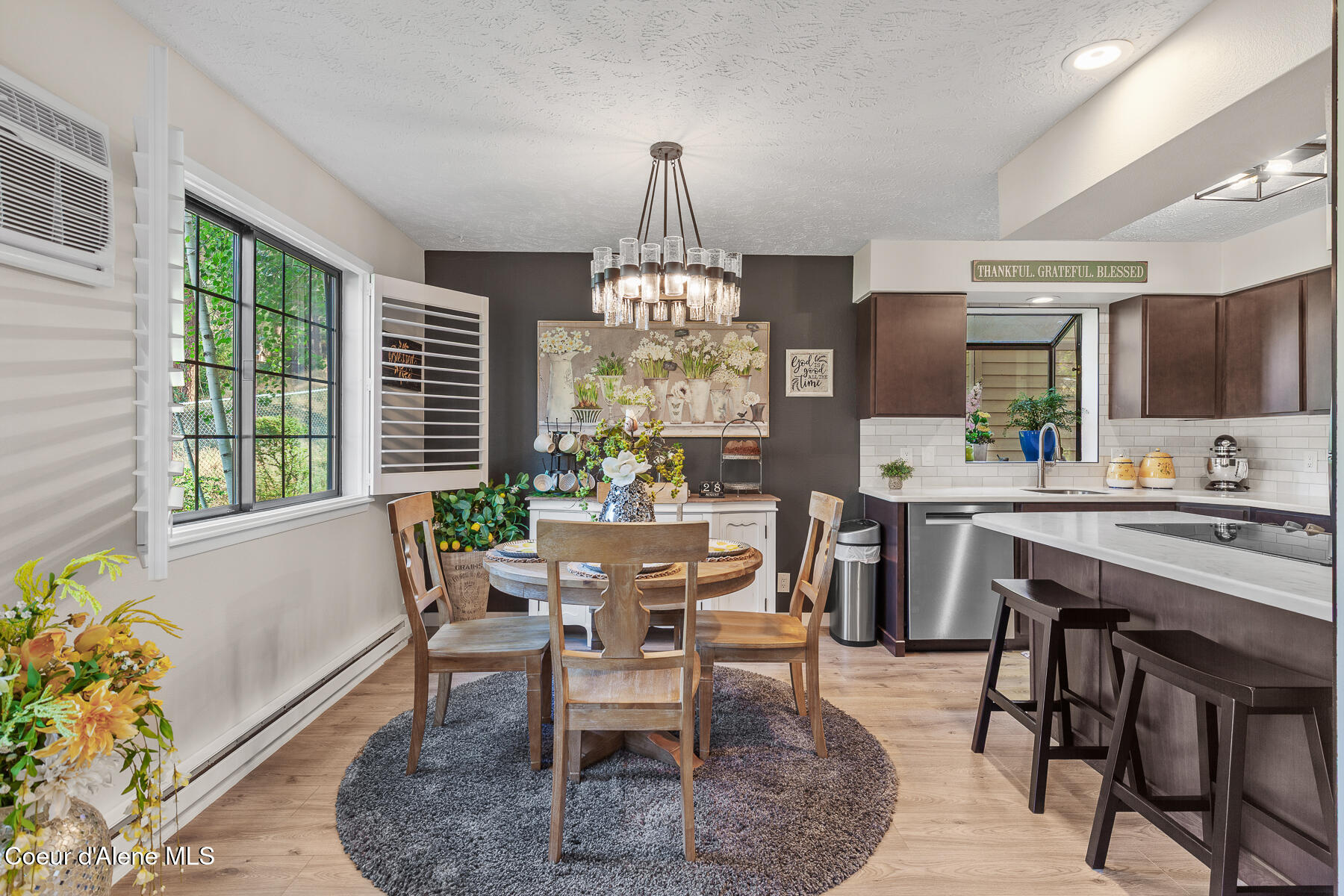 101 S Neyland Ave, 2