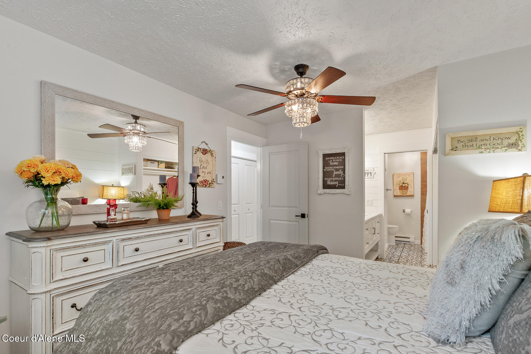 101 S Neyland Ave, 2