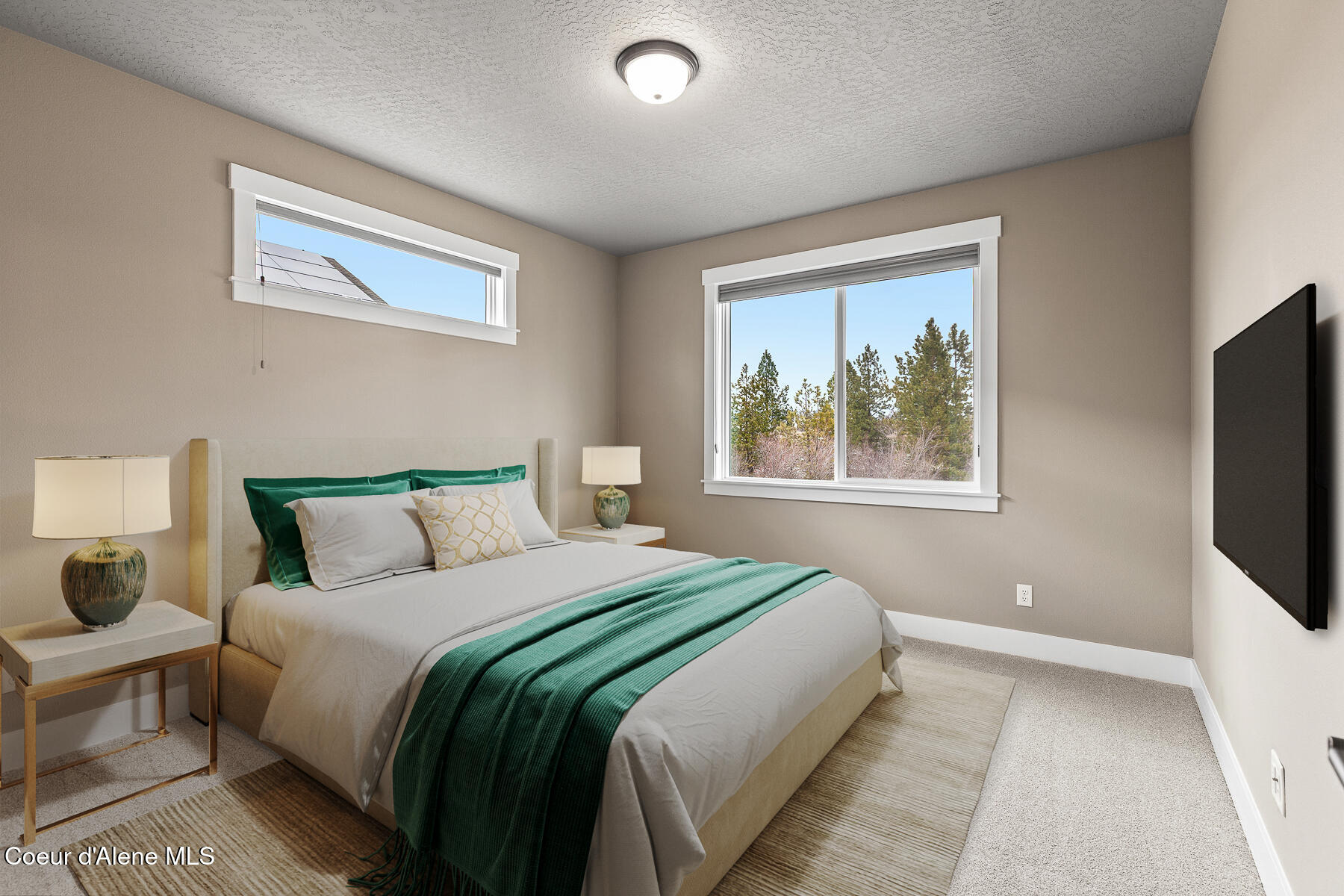 22835 E Edgewater Ln