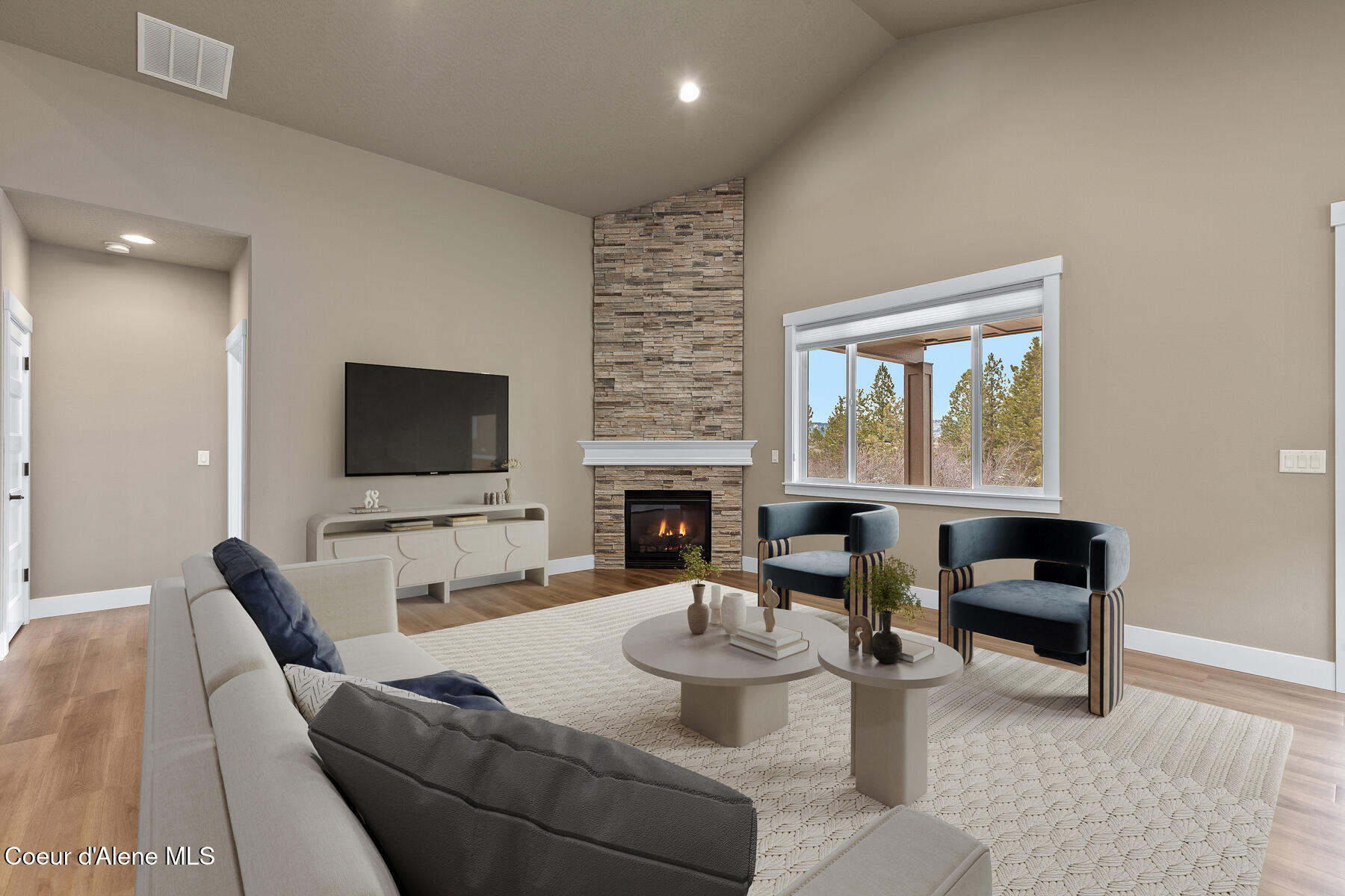 22835 E Edgewater Ln