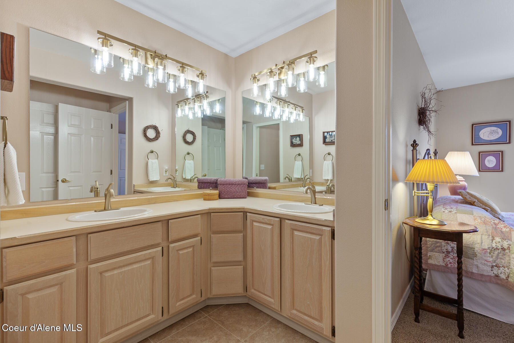 2210 W CANYON DR, Coeur d'Alene