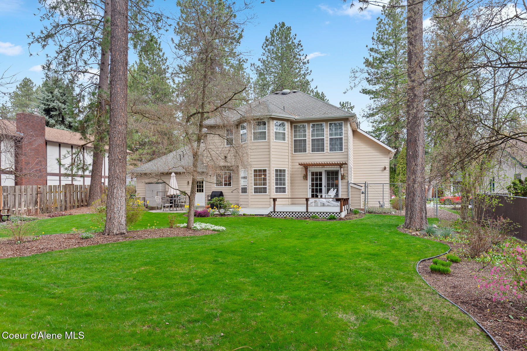 2210 W CANYON DR, Coeur d'Alene
