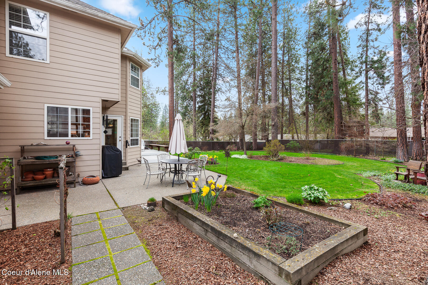 2210 W CANYON DR, Coeur d'Alene