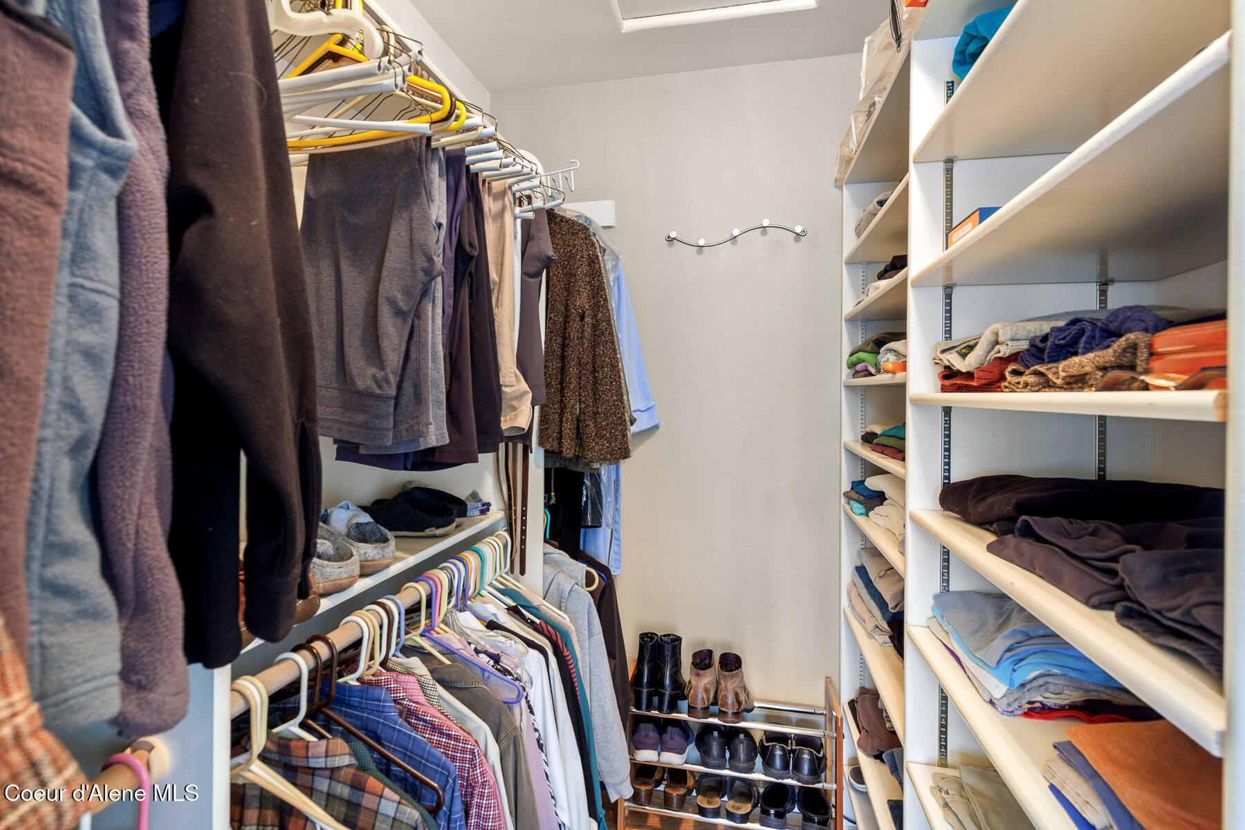 2210 W CANYON DR, Coeur d'Alene