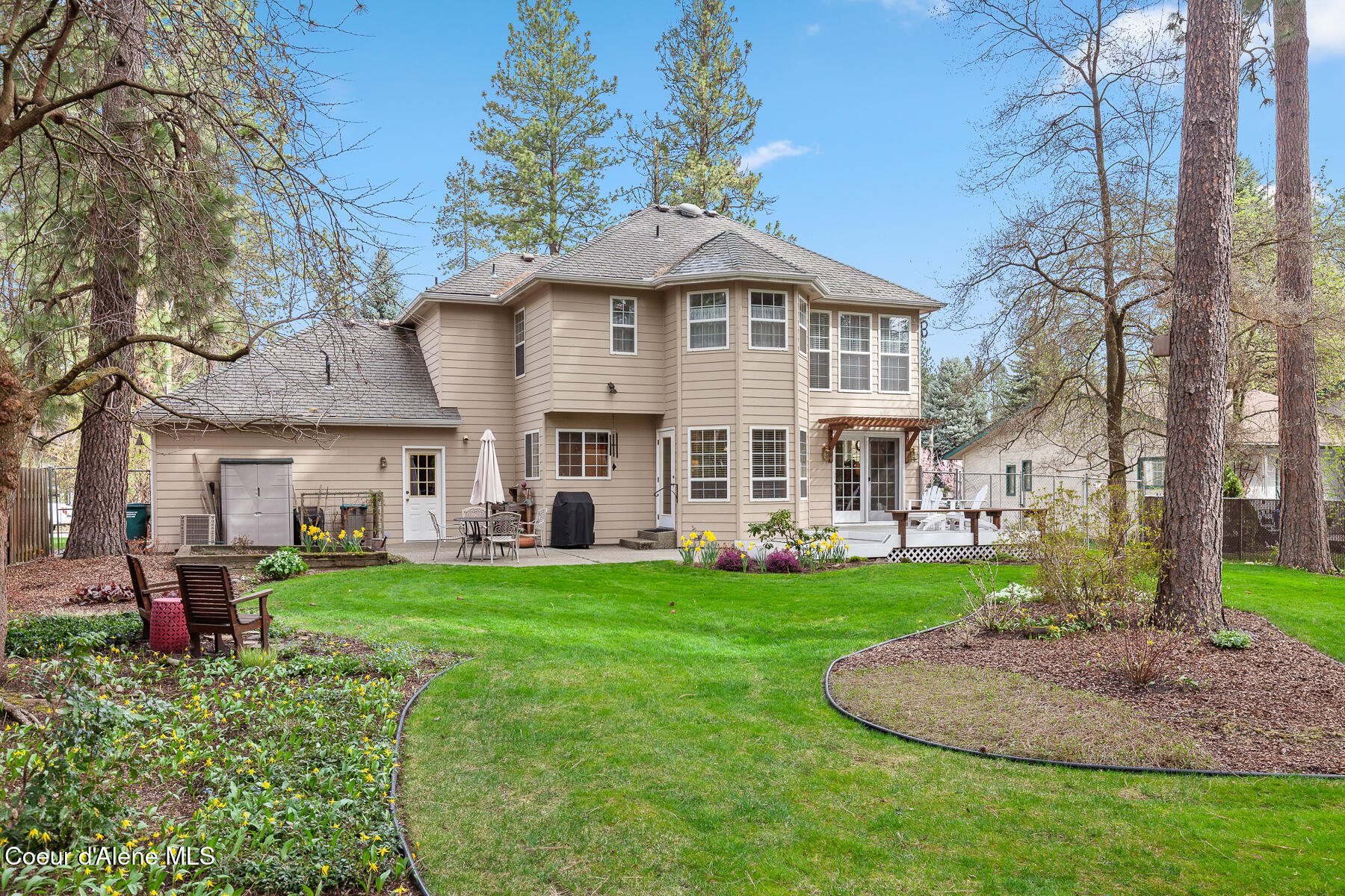 2210 W CANYON DR, Coeur d'Alene