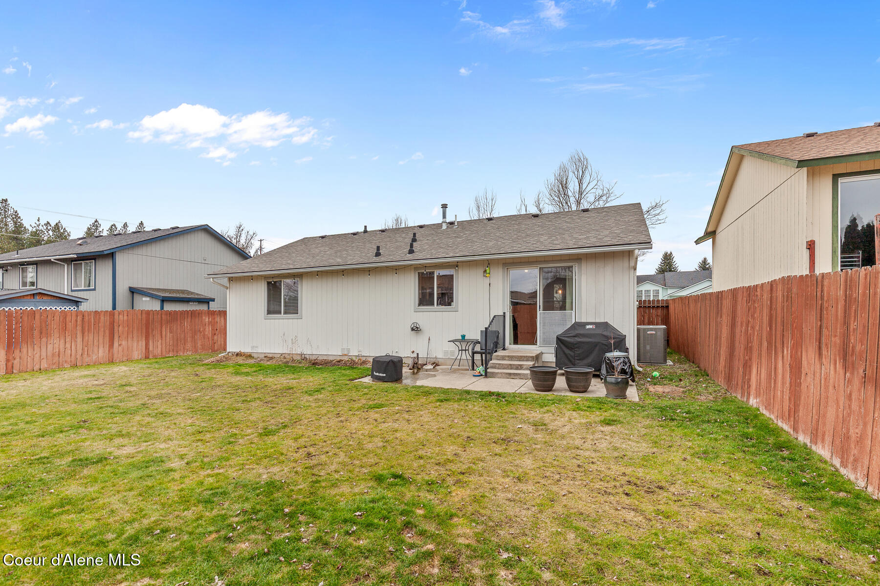 4042 N COUPLES DR, Coeur d'Alene