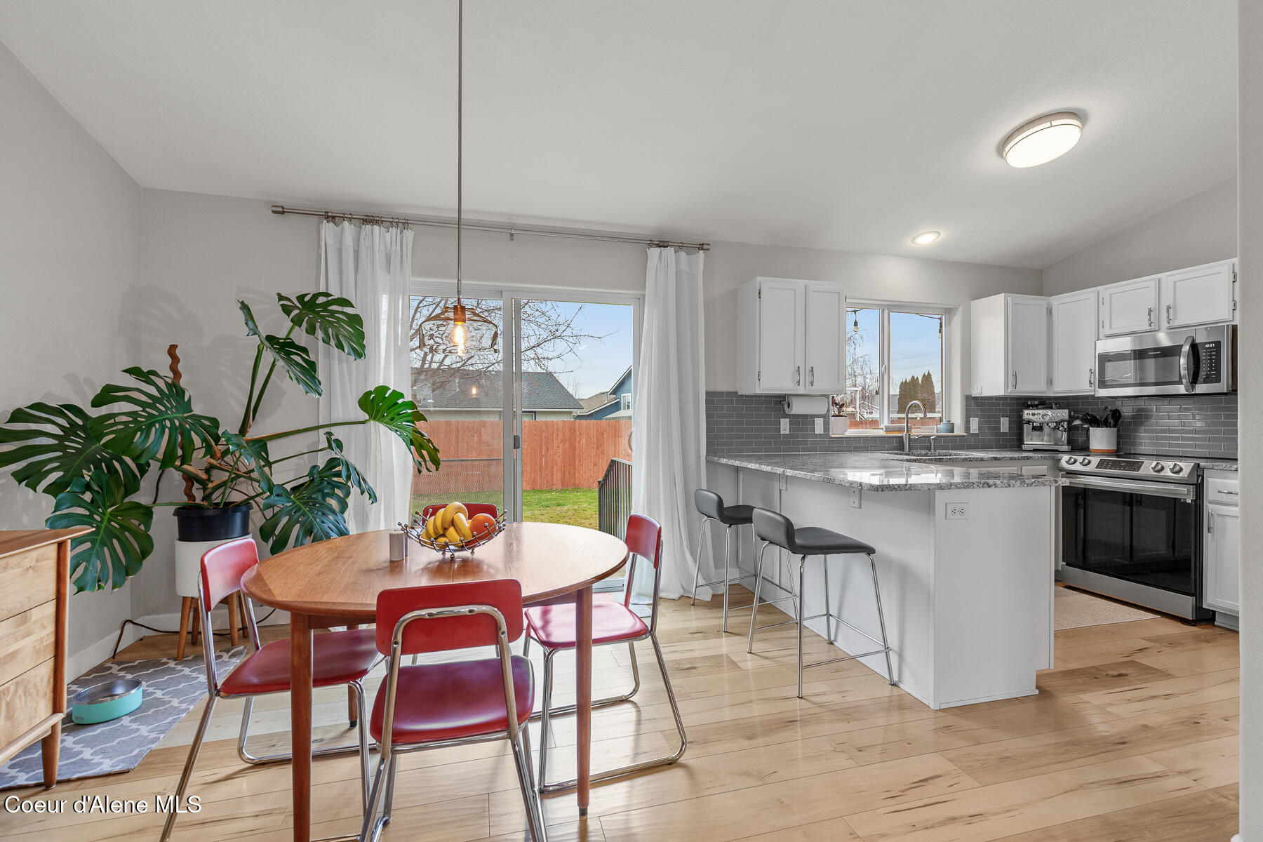 4042 N COUPLES DR, Coeur d'Alene