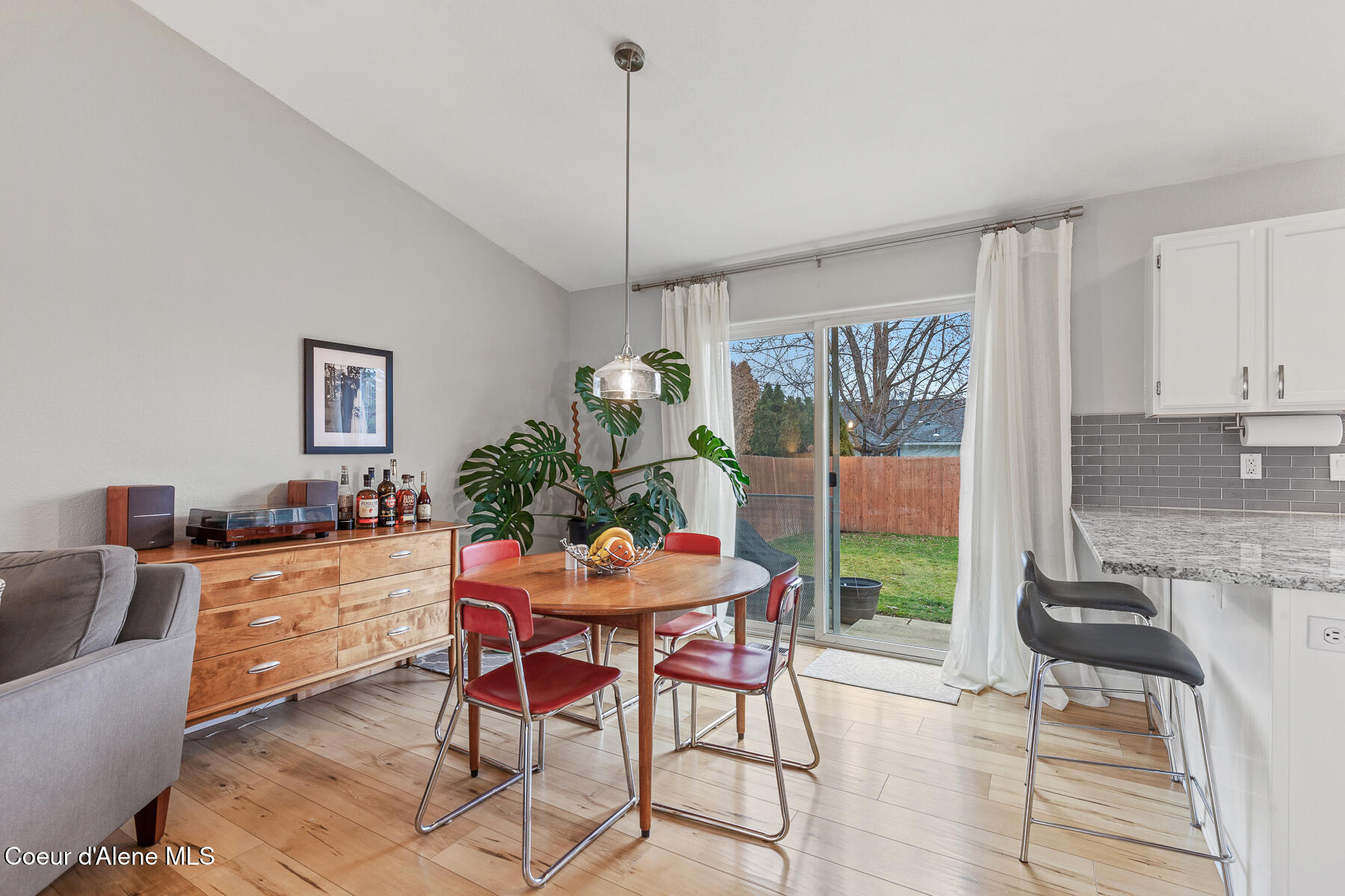 4042 N COUPLES DR, Coeur d'Alene