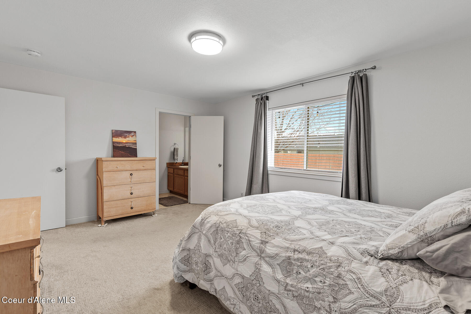 4042 N COUPLES DR, Coeur d'Alene