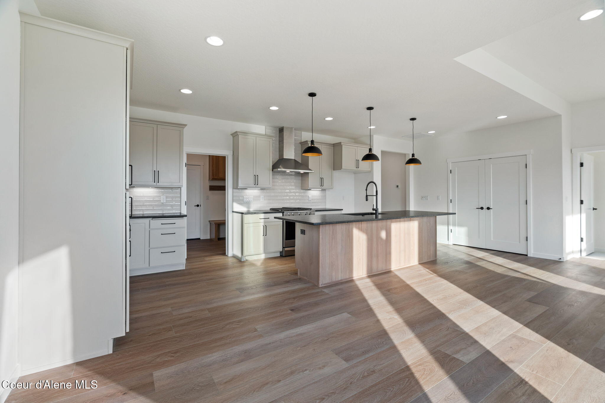 7612 N GIRARD CIR, Coeur d'Alene