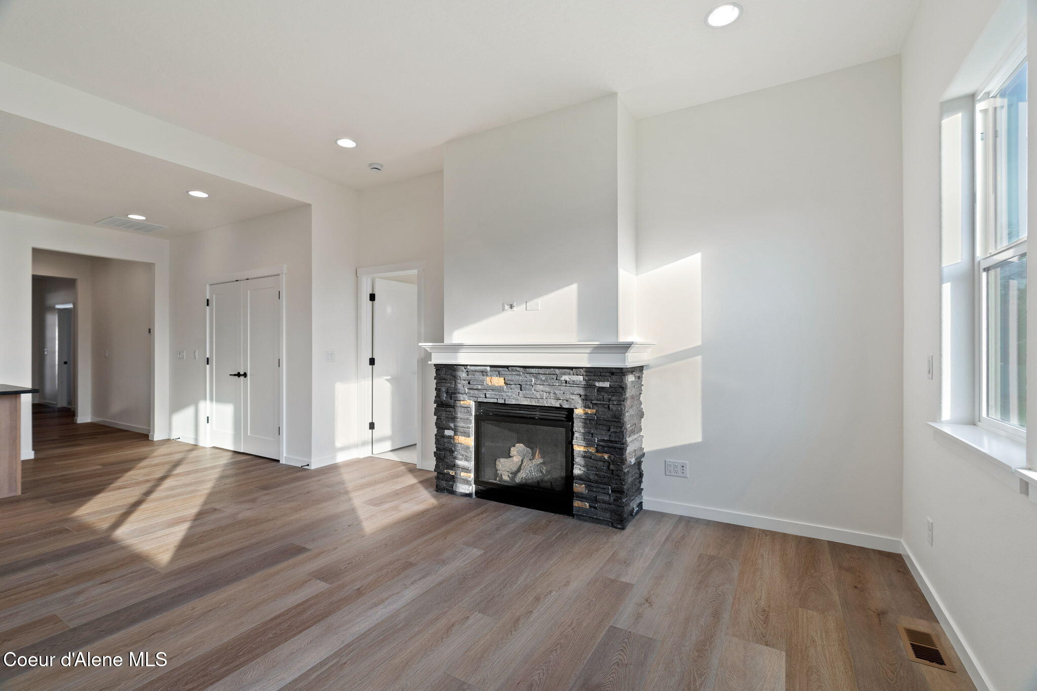 7612 N GIRARD CIR, Coeur d'Alene