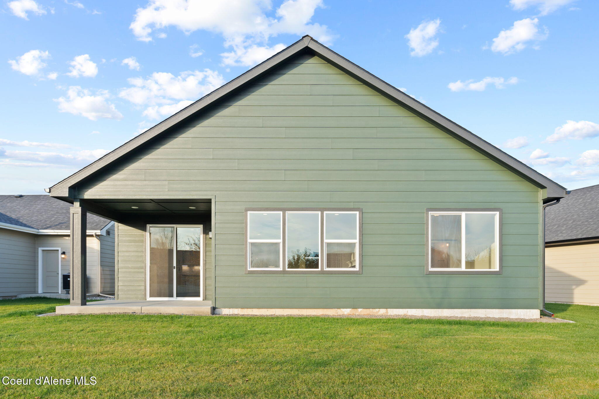 7612 N GIRARD CIR, Coeur d'Alene