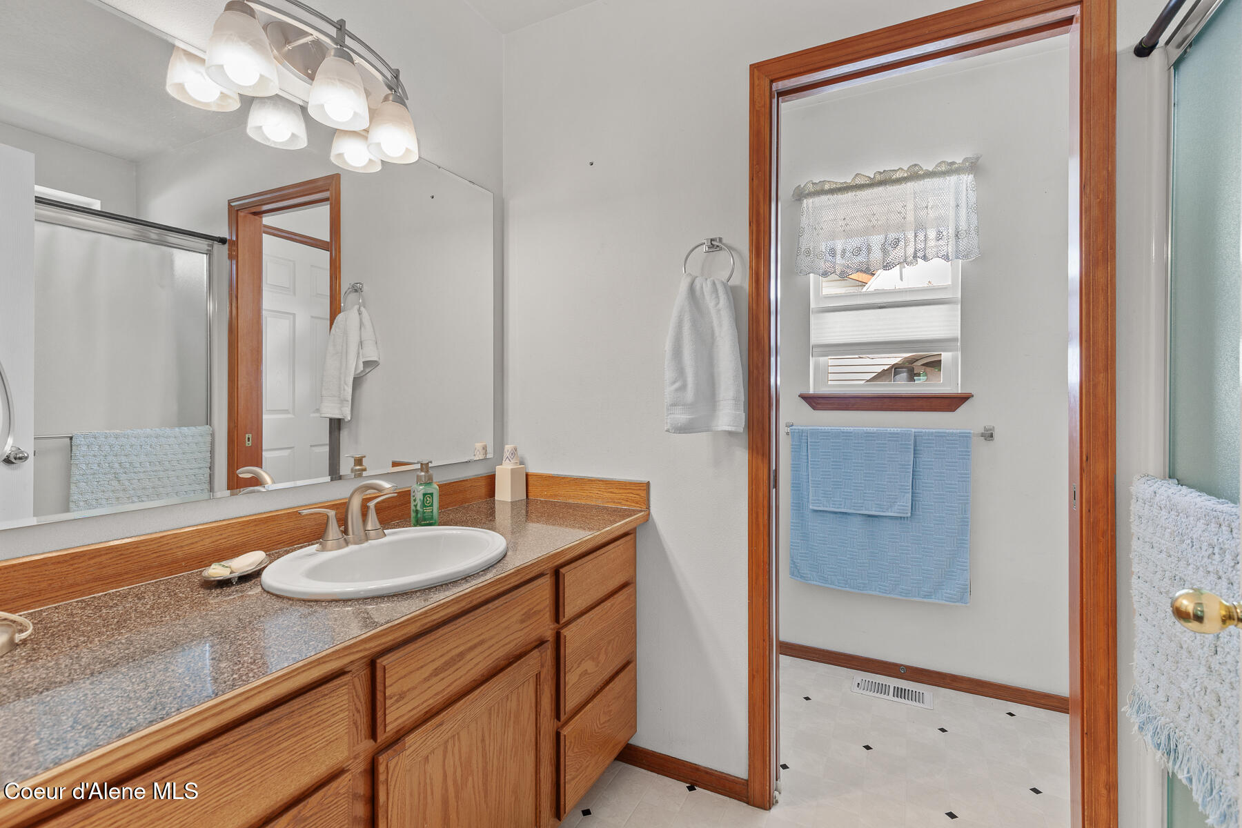 1143 W SYCAMORE AVE, Coeur d'Alene