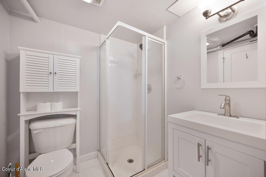 1517 E AVE, Coeur d'Alene