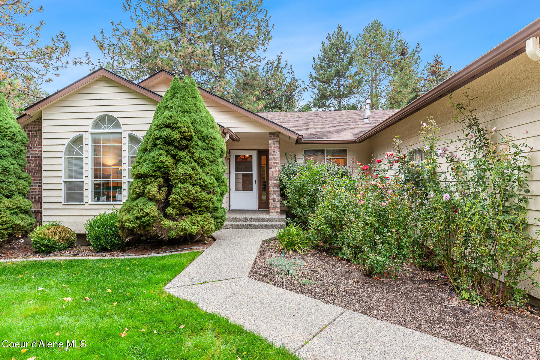 2601 E THOMAS HILL DR, Coeur d'Alene