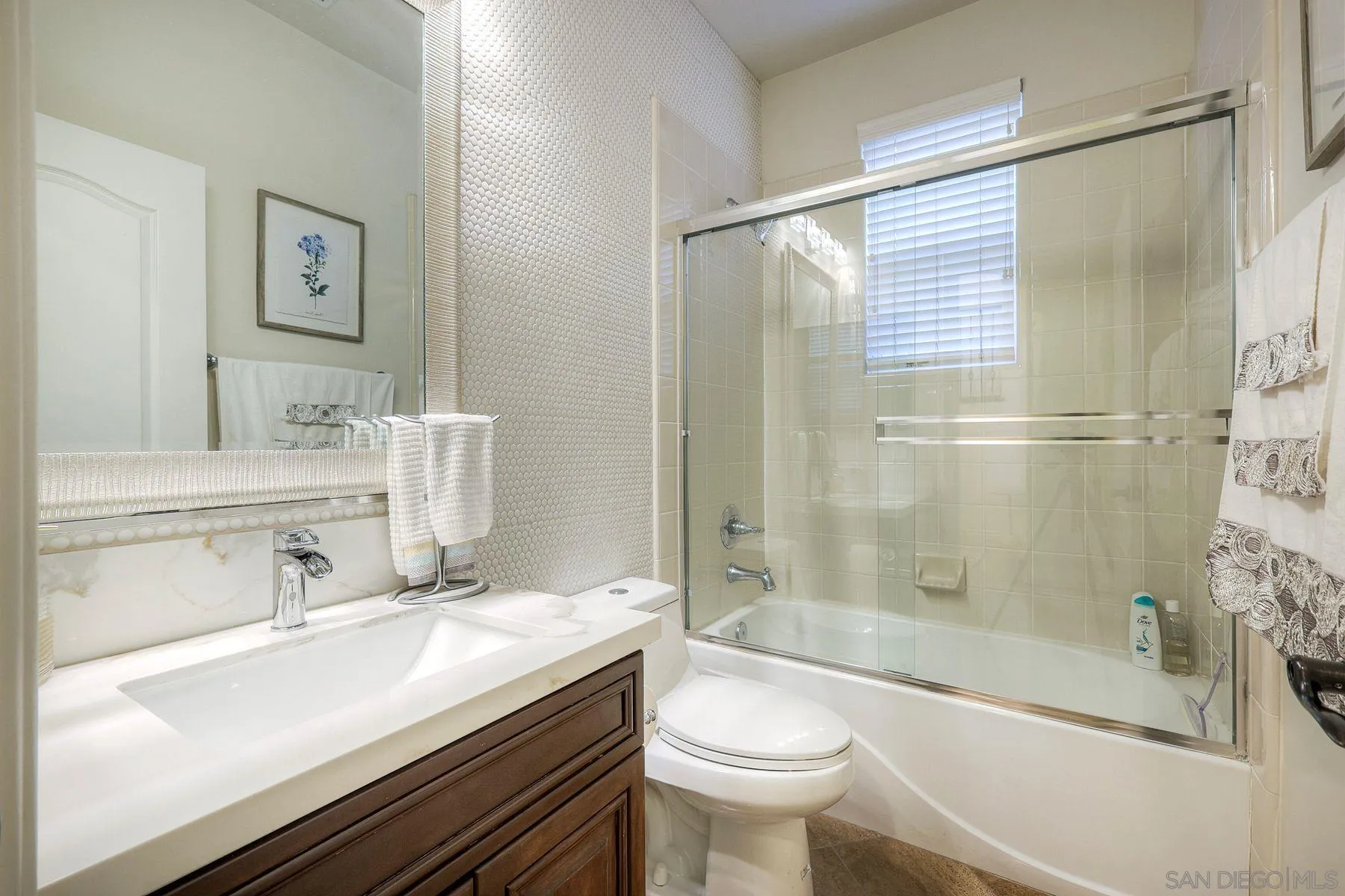 993 Hawthorne Creek Dr