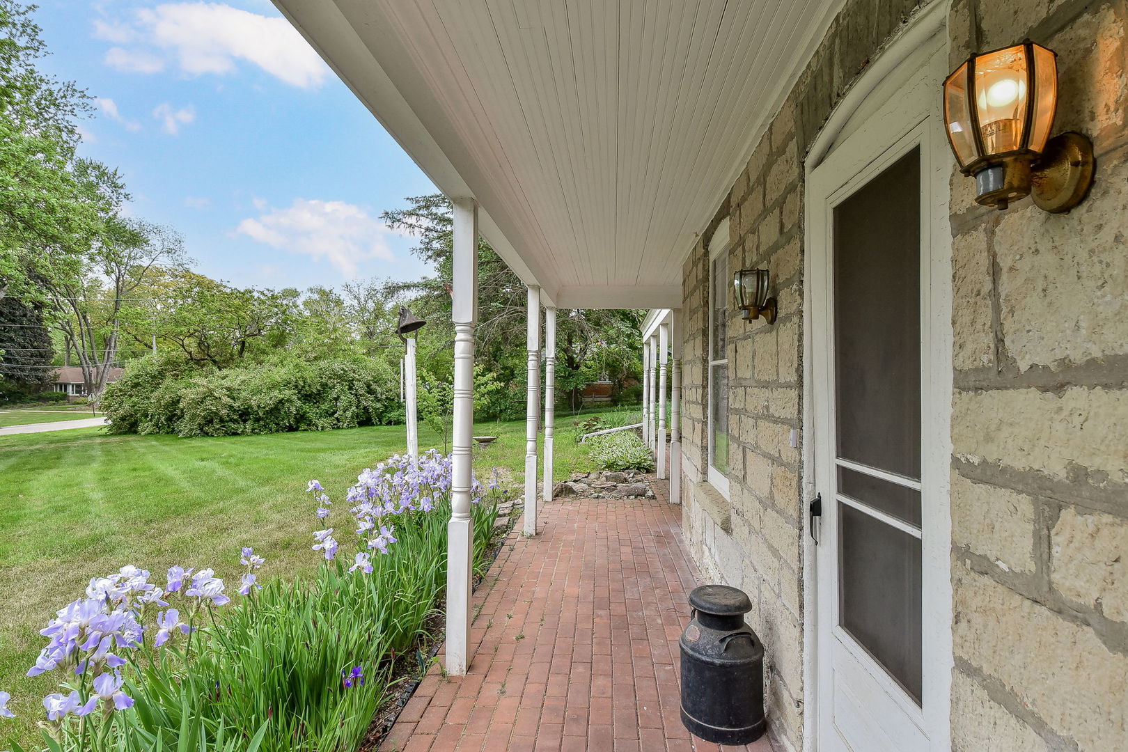 1S500 Taylor Road