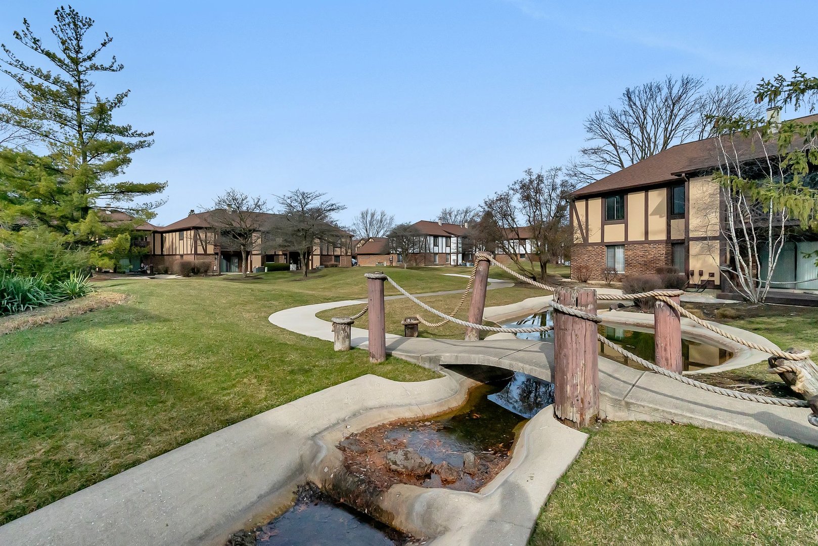 1720 Lakecliffe Drive Unit: 4306