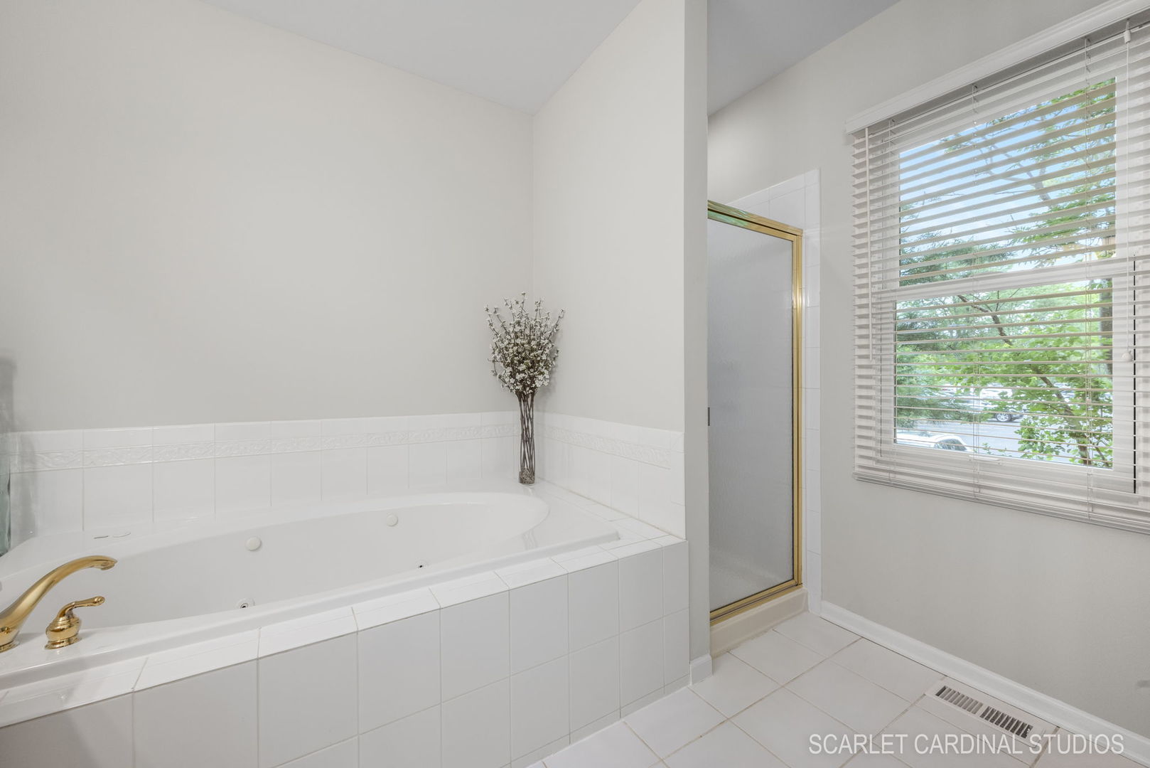 1935 Kingsbrook Court