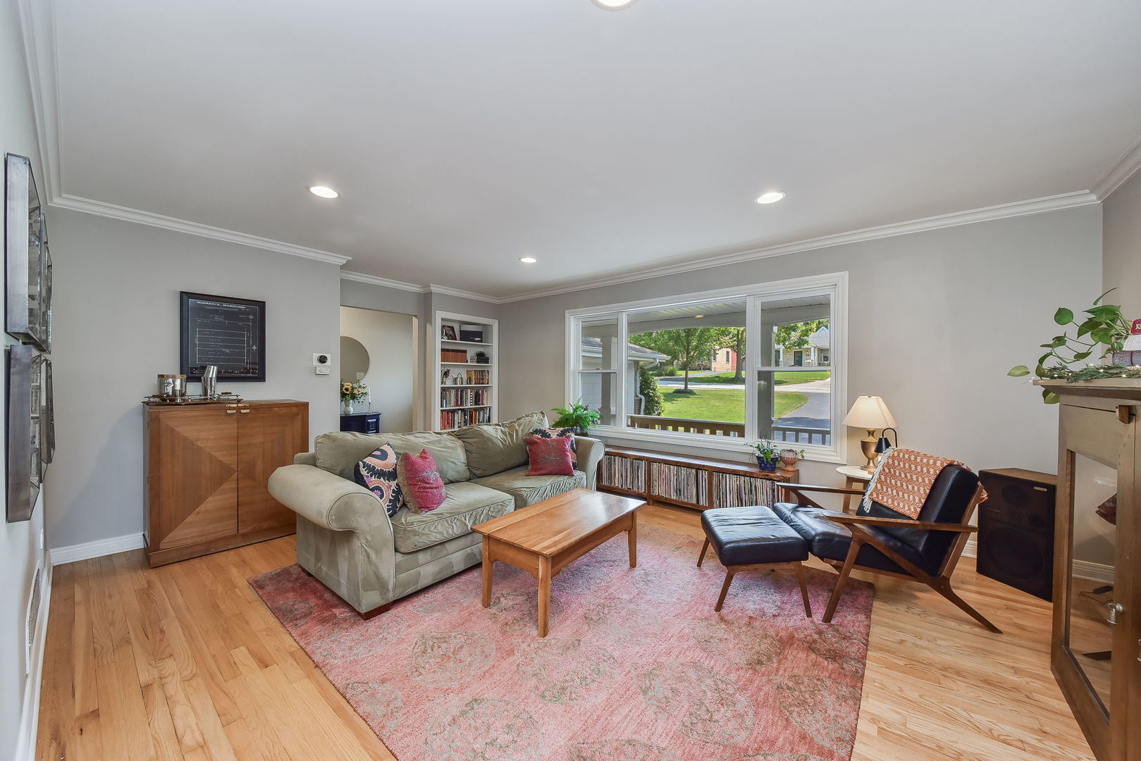 4818 Woodward Avenue